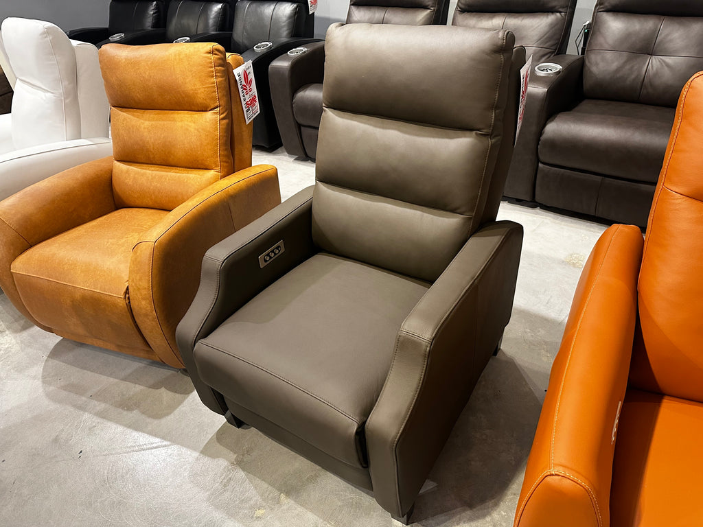 Elran - H0992 - Powered Recliner – Leather and More in Hickory NC